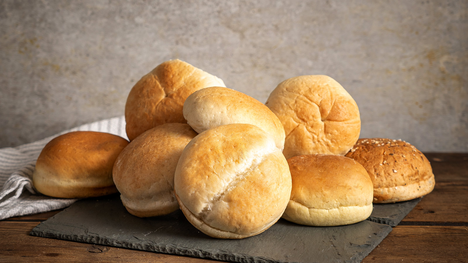 round-rolls-costanzo-s-bakery